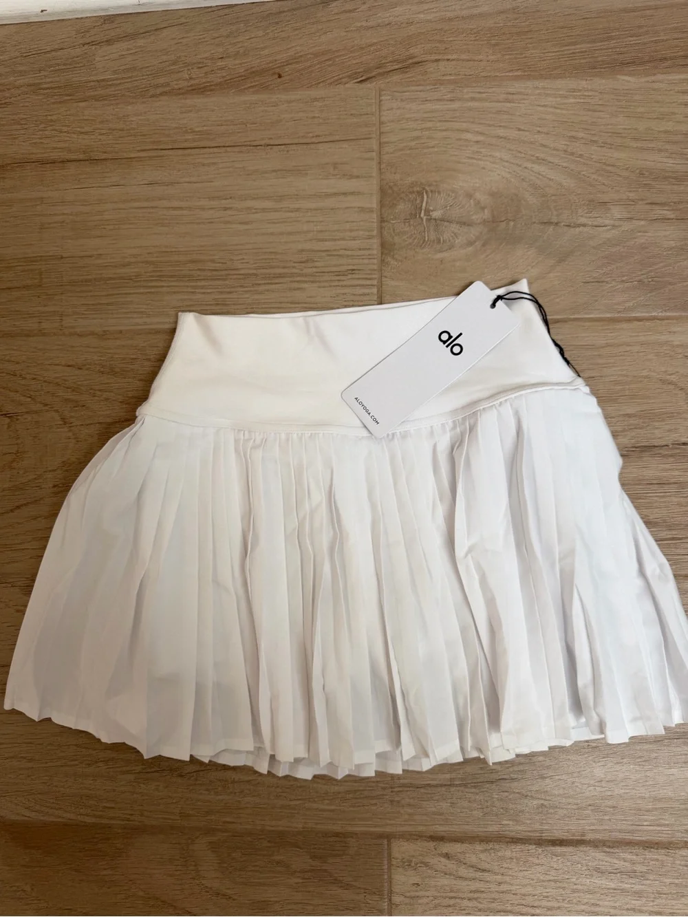 NWT ALO Yoga Grand Slam Logo Tennis Skirt